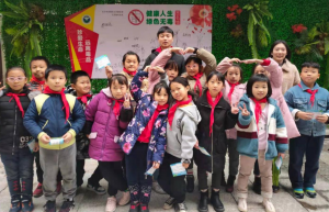 ܽ´չСʿöƷҼҡ